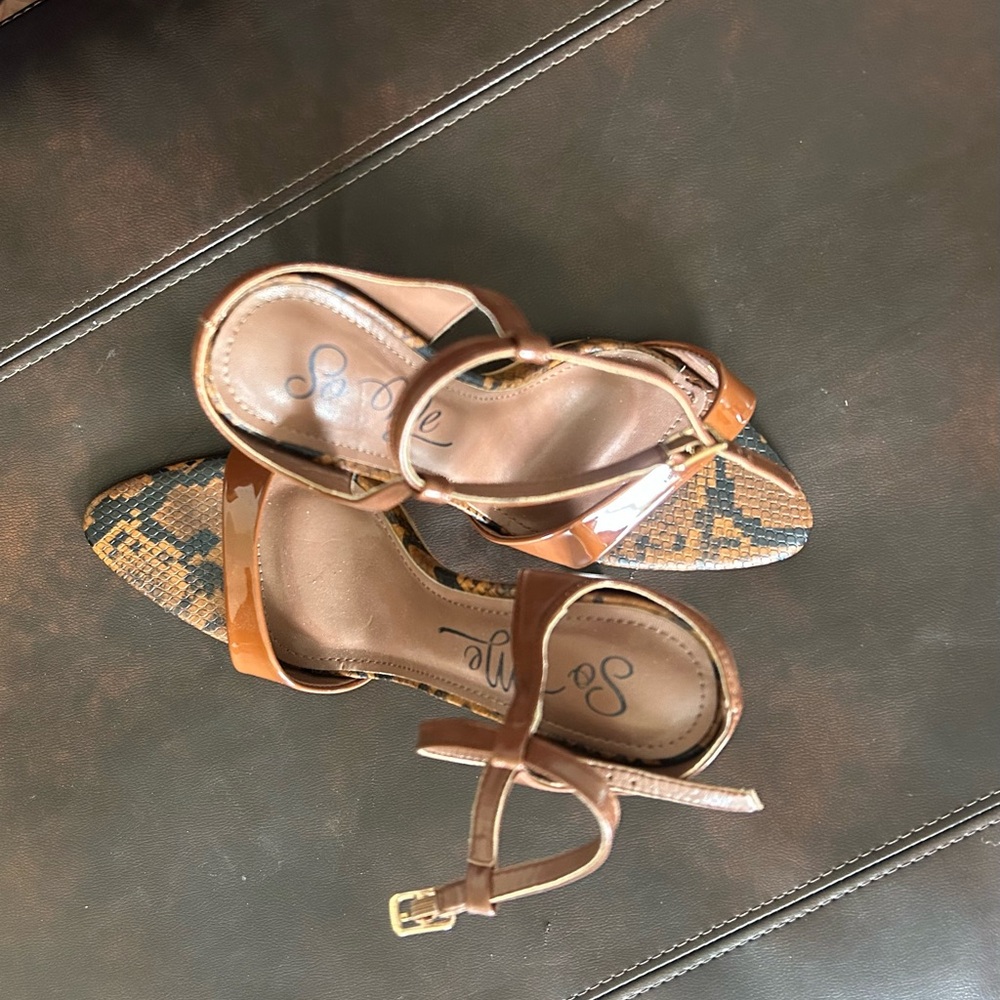 So Me Brown Stiletto Heels with Ankle Strap - Picture 3 of 4